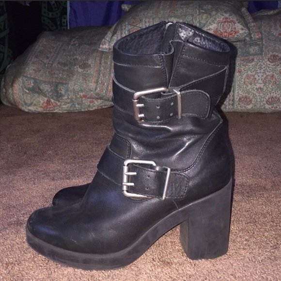 Steve Madden Shoes - Steve Madden Moto Boots